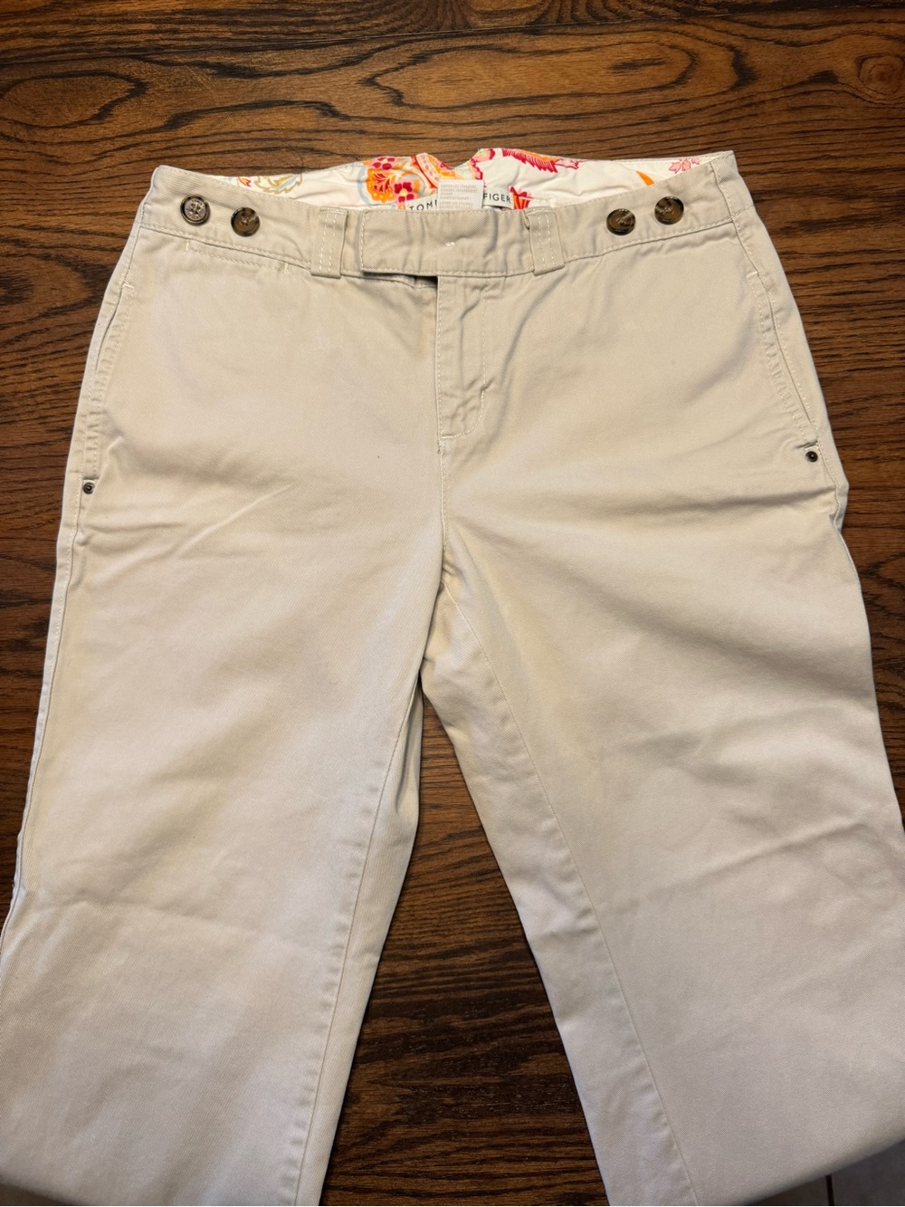 Tommy Hilfiger Women's Khaki Capri Pants Size 2 Low Rise - Picture 5 of 15